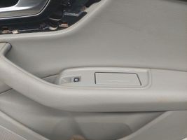 Audi Q7 4M Garniture panneau de porte arrière 4M0867318B