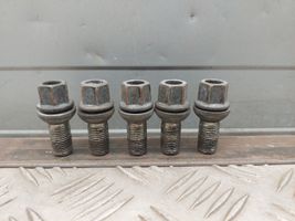 Audi S5 Nuts/bolts 