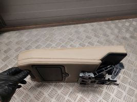 Audi Q7 4M Rear seat armrest 