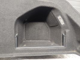 Volkswagen PASSAT CC Rivestimento pannello laterale del bagagliaio/baule 3C8867428J