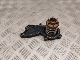 Audi Q7 4M Thermostat / Thermostatgehäuse 06E121111