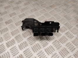 Audi Q7 4M Solenoidinis vožtuvas 06E133520M