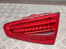 Audi A4 S4 B8 8K Rückleuchte Heckleuchte innen 8K5945094AD