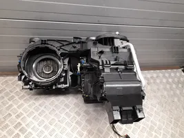 Audi Q3 F3 Sisälämmityksen ilmastoinnin korin kotelo 5WB816001B