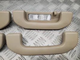 Mercedes-Benz GL X166 Un set di maniglie per il soffitto A0998150039