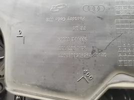 Audi Q3 F3 Etuoven verhoilu 83A971035CR