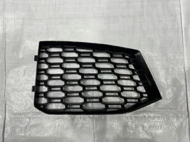 Audi RS4 B9 Grille inférieure de pare-chocs avant 8W6807682P