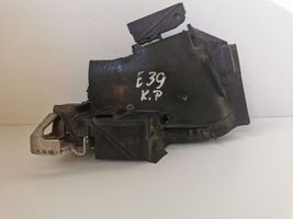 BMW 5 E39 Zamek drzwi przednich 