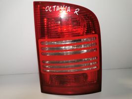 Skoda Octavia Mk1 (1U) Lampa tylna 1U9945258