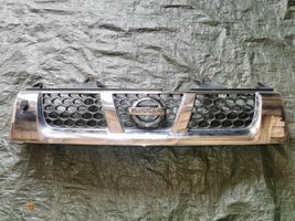 Nissan Navara D22 Grille calandre supérieure de pare-chocs avant 62310VK000