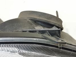 Toyota Corolla E120 E130 Lampa przednia 89007166