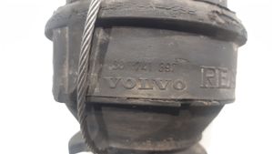 Volvo V70 Wspornik / Mocowanie silnika 30741397