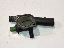 Audi A2 Tuyau de liquide de refroidissement moteur 038121133