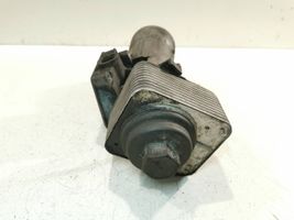 Audi A4 S4 B7 8E 8H Supporto di montaggio del filtro dell’olio 045115389E