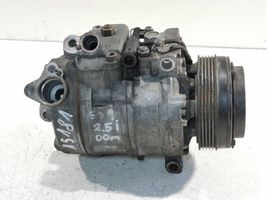 BMW 5 E39 Ilmastointilaitteen kompressorin pumppu (A/C) 447220