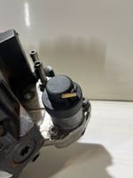 Hyundai Tucson LM Polttoaineen ruiskutuksen suurpainepumppu 3310027400