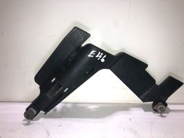 BMW 3 E46 Staffa faro/fanale 58201L