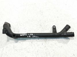 Mercedes-Benz E W211 Tubo flessibile del liquido di raffreddamento del motore A2712001152