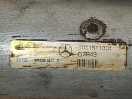 Mercedes-Benz C W203 Rozrusznik 0051511301