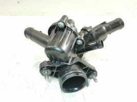 Mercedes-Benz A W176 Termostaatin kotelo A2702000415