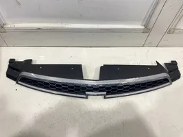 Chevrolet Cruze Front bumper upper radiator grill 96832951