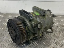 Volvo V70 Ilmastointilaitteen kompressorin pumppu (A/C) 860889