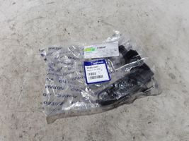 Volvo XC40 Staffa di montaggio del radiatore 31686407