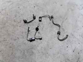 Ford Kuga II Fuel injector supply line/pipe 