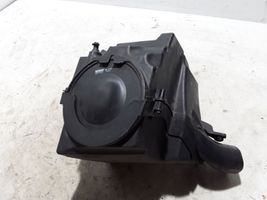 Ford Kuga II Air filter box CV619600DB