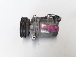 Dacia Sandero Compressore aria condizionata (A/C) (pompa) 8201025121