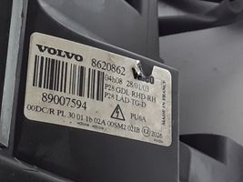 Volvo XC90 Lampa przednia 8620862