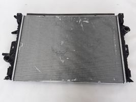 Volvo V40 Radiateur de refroidissement 