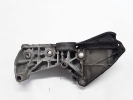 Renault Megane III Support de générateur / alternateur 8200669495