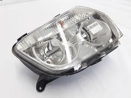 Dacia Duster Lampa przednia 260100067R