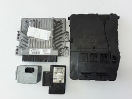 Renault Megane II Engine ECU kit and lock set 