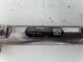 Volvo XC60 Linea principale tubo carburante 30777759