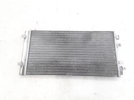 Renault Fluence Jäähdyttimen lauhdutin (A/C) 921009956R