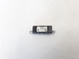 Volvo C70 Antenas pastiprinātājs 30775607