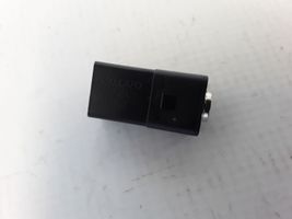 Volvo S80 Connettore plug in AUX 30657961