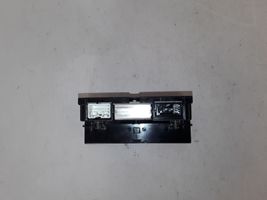 Volvo C30 Monitori/näyttö/pieni näyttö 30797719