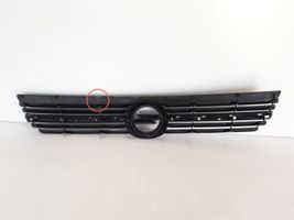 Opel Vivaro Front grill 8200044874