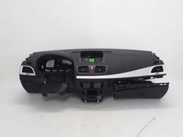 Renault Megane III Panel de instrumentos 681000020R