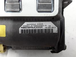 Volkswagen Caddy Poduszka powietrzna Airbag pasażera 1T0880204D