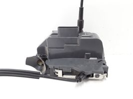 Renault Twingo II Front door lock 8200384971