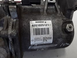 Renault Fluence Ilmastointilaitteen kompressorin pumppu (A/C) 8201025121