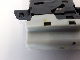 Renault Espace -  Grand espace IV Loading door lock 8200090434