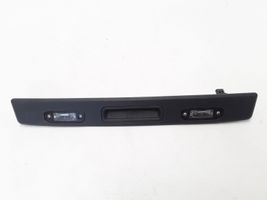 Volvo V70 Number plate light 31301162