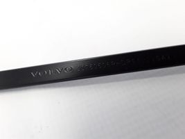Volvo V60 Priekinio stiklo valytuvų kojelė 30753508