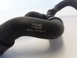 Volvo V70 Tubo flessibile del liquido di raffreddamento del motore 31368209