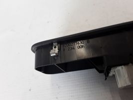Renault Modus Interrupteur commade lève-vitre 8200277630